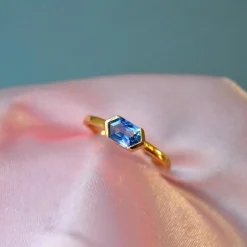 Anpé Atelier Customized Ring Med Blå Safir