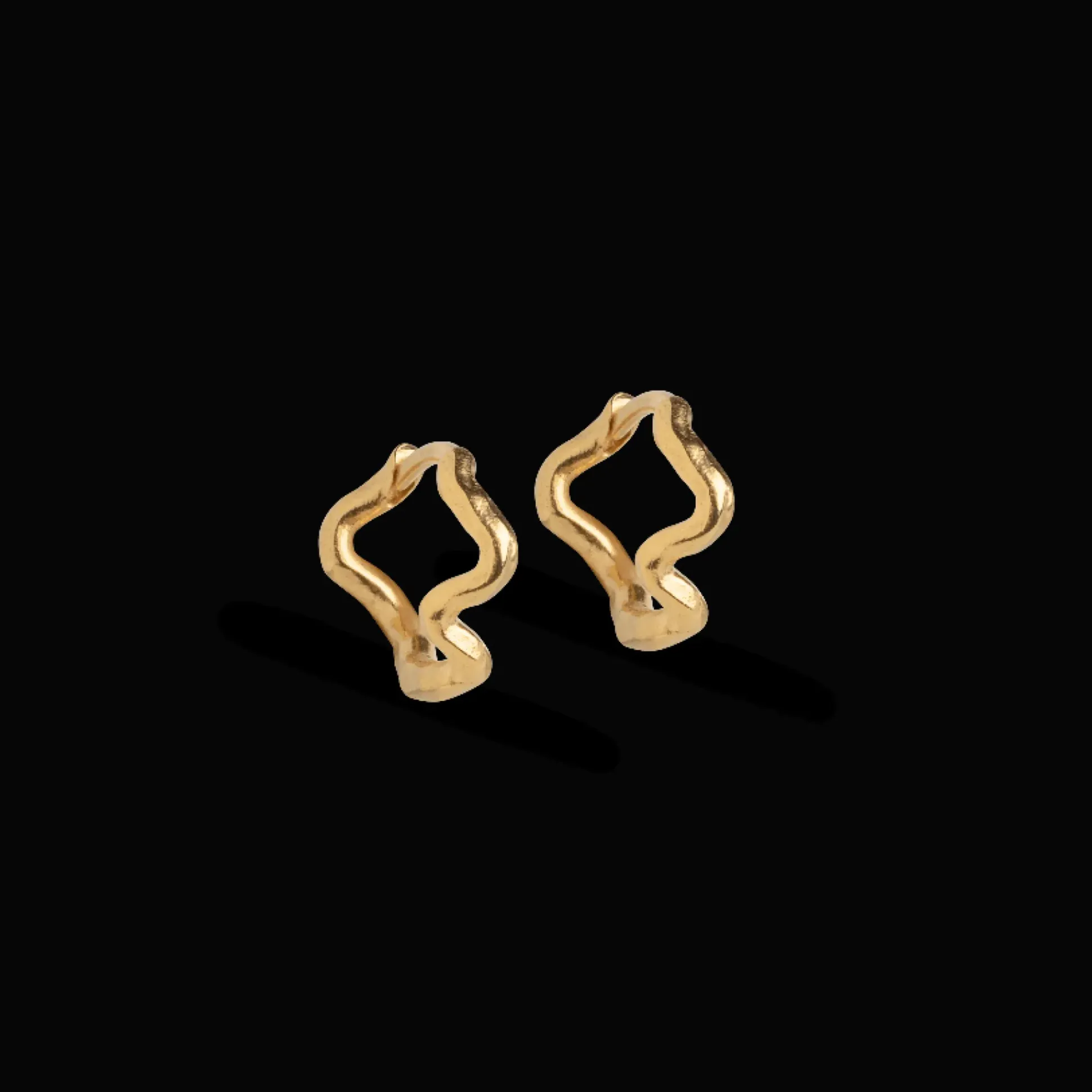 Enamel Holly Small Hoops - E310GM
