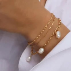 Jeberg Jewellery NORA Armbånd  Forgyldt - 4560-17-G