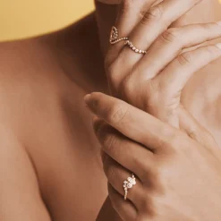 Mads Z Freya 14kt Guld Ring Wave 0.28ct W.Si