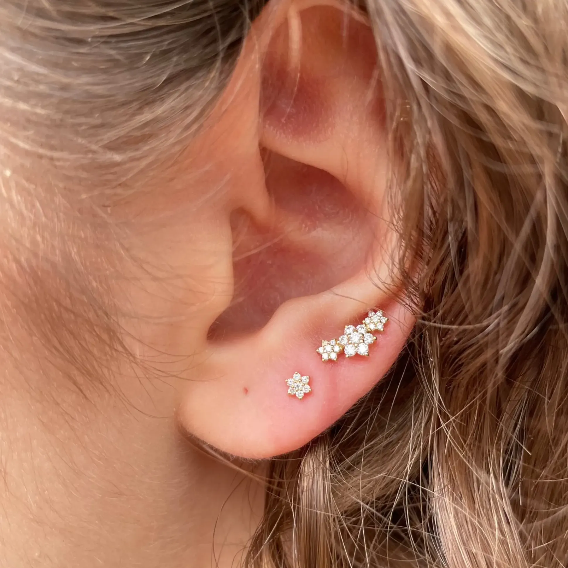 MARIA TASH Diamond Flower Treaded Stud Earring 3mm