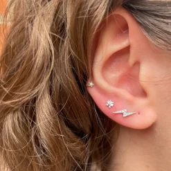 MARIA TASH 11mm Diamond Lightning Bolt Threaded Stud Hvidguld