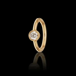 MARIA TASH 6.5mm Scalloped Diamond Clicker 18Kt guld